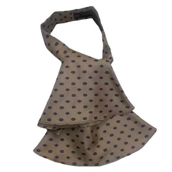 Silk Vintage Ginnie Johansen Tan Gold Beige Print Bow Neck Scarf Necktie Pattern - Picture 6 of 9